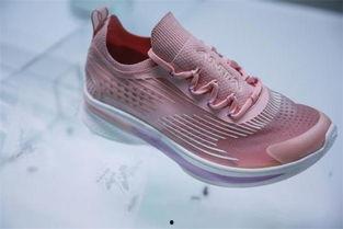 安踏最新跑鞋爆料视频,科技升级,跑者新选择